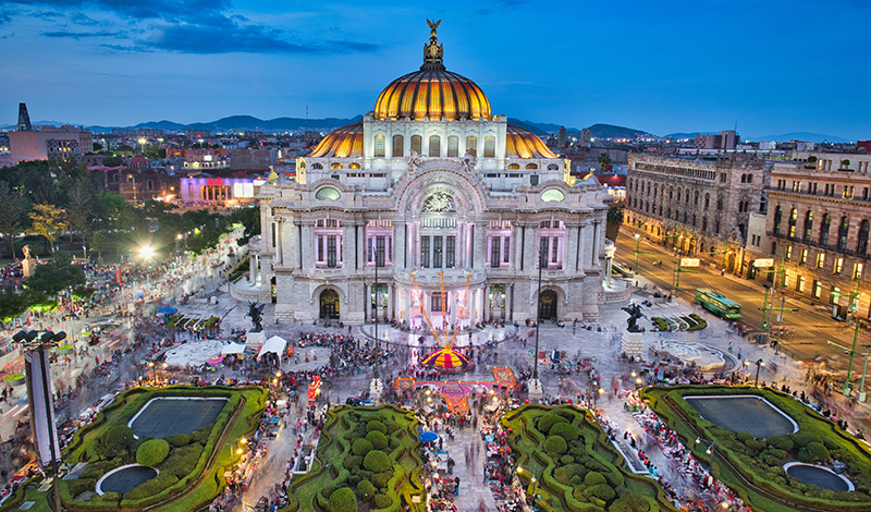 Colonial architecture and the Zócalo square in Centro Histórico, Mexico City